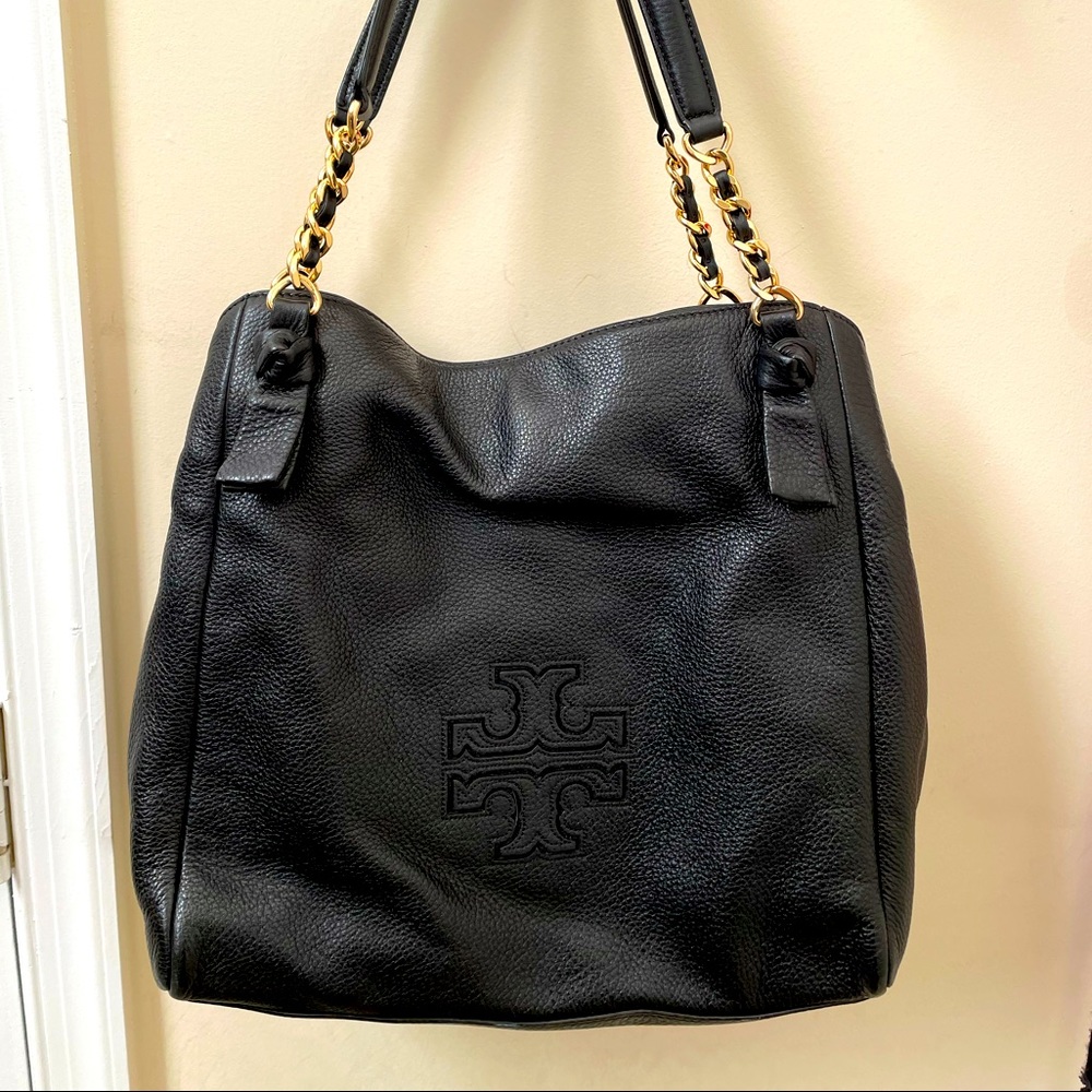 Tory Burch Harper Tote in black pebble leather
